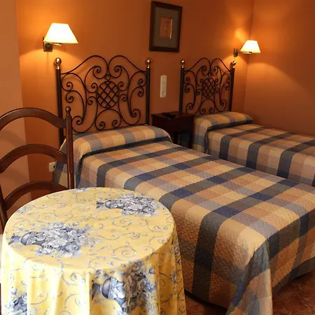 Hotel Los Arcos