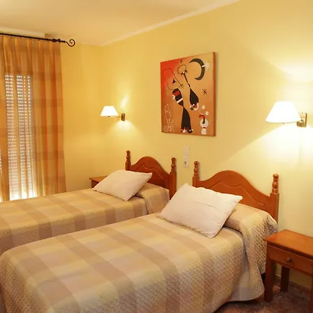 Los Arcos Hotel 2*